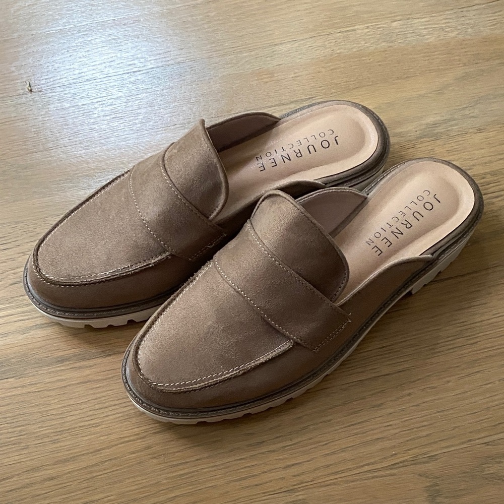 Journee Collection Woman’sTan Slip-On Loafers Size 8
